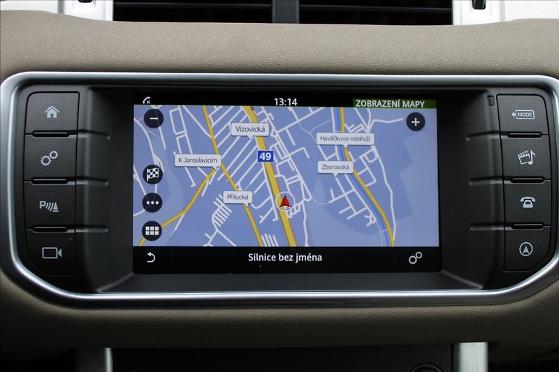 Land Rover Range Rover Evoque 2,0 SD4  ČR,1.MAJ,4x4,AUTOMAT - fotka 11 z 40