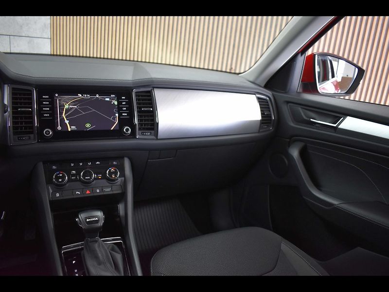 Škoda Kodiaq 2.0 TDI DSG*TAŽNÉ**DPH*ČR 1.M* - fotka 10 z 42