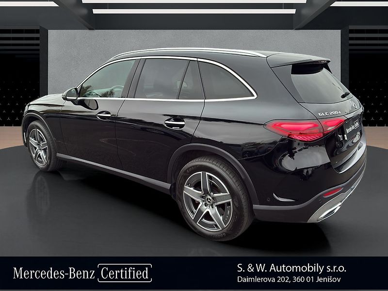 Mercedes-Benz GLC 200d 4MATIC - fotka 7 z 26