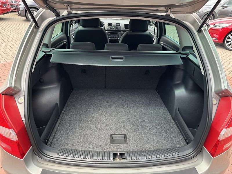 Škoda Fabia (2014) 1.2HTP Active Klima Tažné Z. - fotka 19 z 49