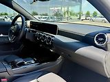 Mercedes-Benz Třídy A (2019) 180 d - náhled 26
