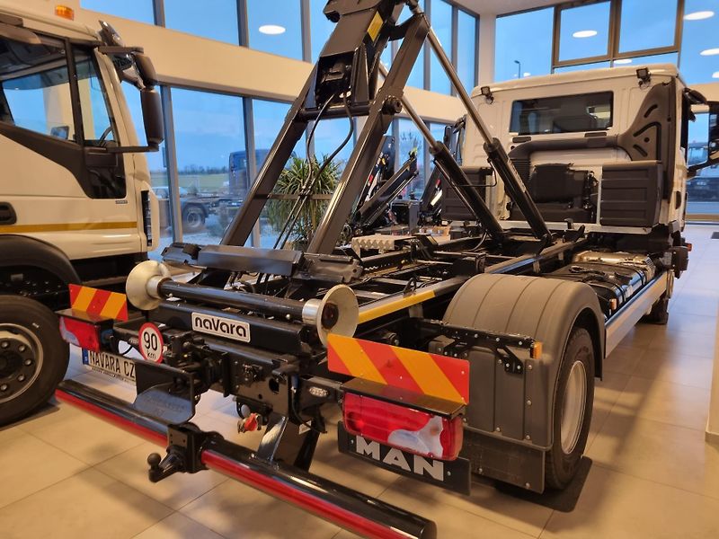 MAN TGL 12.220 NOSIČ KONTEJNERU 8T - fotka 4 z 19