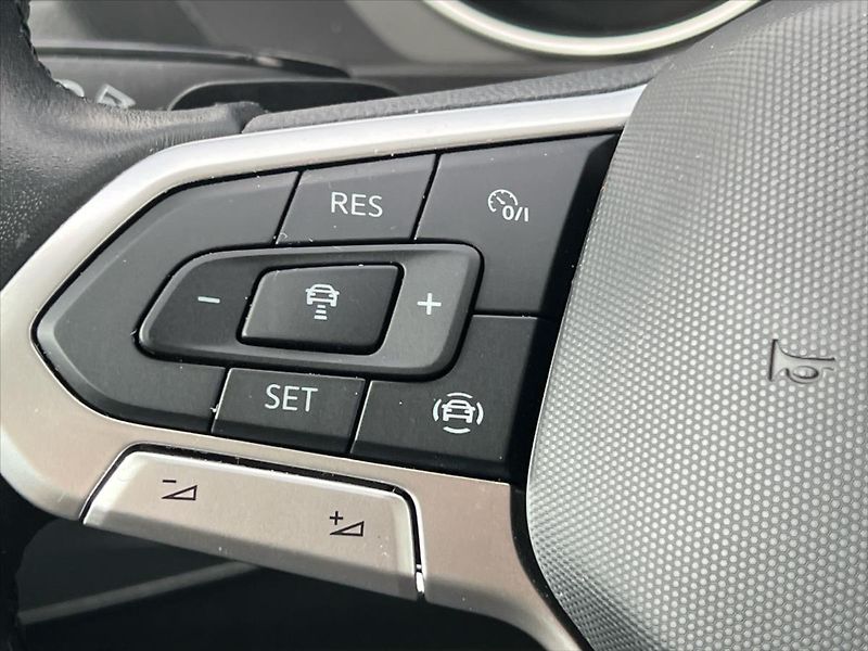 Volkswagen Tiguan 1,5 TSi 110kW 7DSG LIFE - fotka 19 z 28