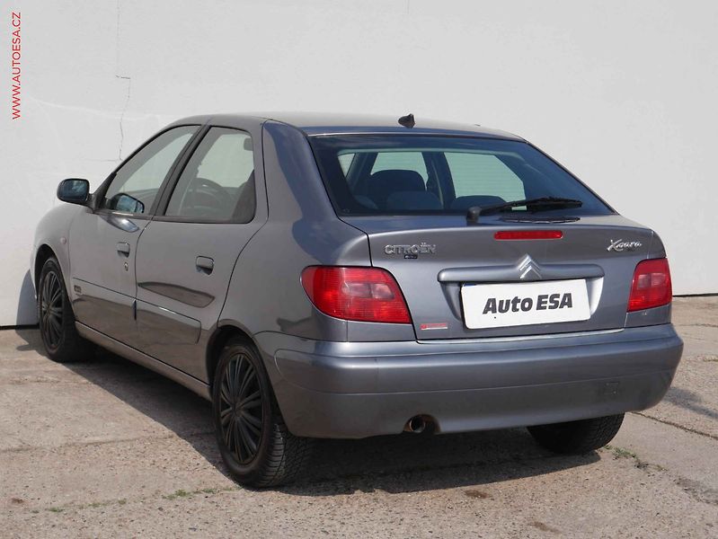 Citroën Xsara (2004) 1.4 i, AC - fotka 4 z 15