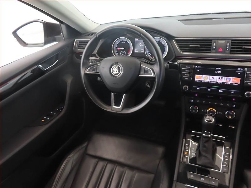 Škoda Superb (2016) Laurin&Klement 2.0 TDI, 4X4 - fotka 7 z 26