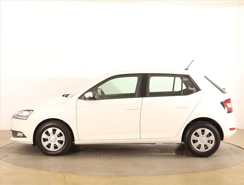 Škoda Fabia (2019) Ambition 1.0, Serv.kniha - fotka 3 z 13