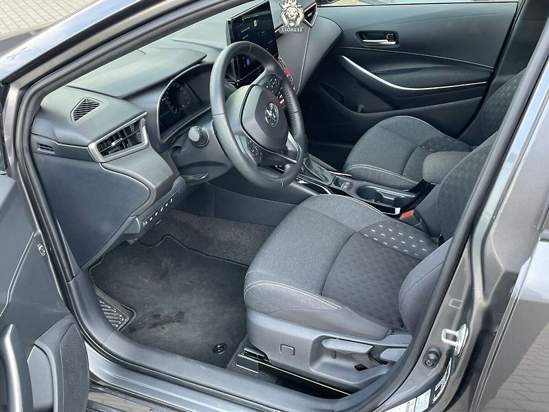 Toyota Corolla 1.8 Comfort Tech - fotka 6 z 14