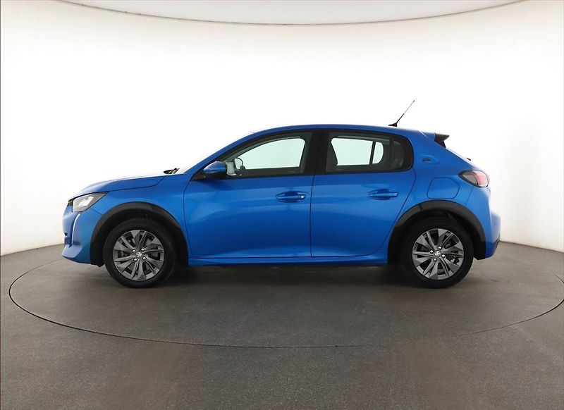 Peugeot 208 (2020) 50 kWh, SoH 91%, Automat - fotka 3 z 21