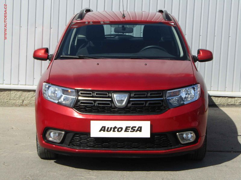 Dacia Logan (2018) 1.0SCe, 2.maj,ČR, Klima - fotka 2 z 15