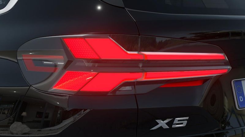 BMW X5 xDrive30d - fotka 9 z 14