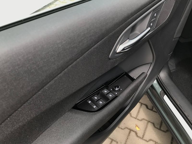 Audi Q3 7STT  1,5 TFSI - fotka 19 z 23