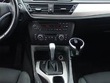BMW X1 (2011) xDrive20d, 4X4, Automat - náhled 12