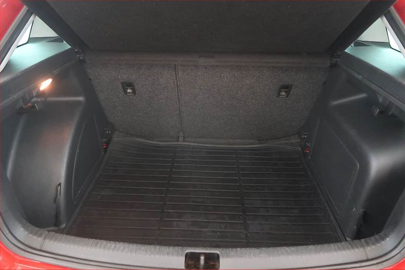 Škoda Rapid (2014) Spaceback 1.2 TSI - fotka 14 z 16