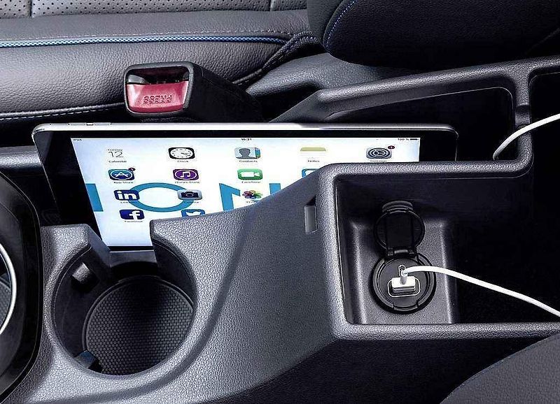 Hyundai Ioniq.