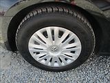 Volkswagen Golf 1,6 i, klima,serviska,1.maj., - náhled 25
