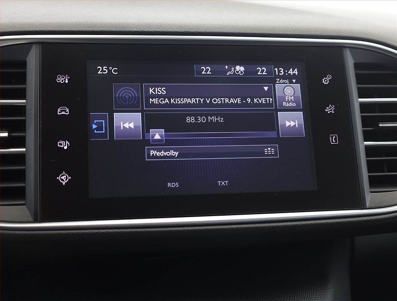 Peugeot 308 (2017) 1.2 PureTech, ČR,1.maj - fotka 12 z 16