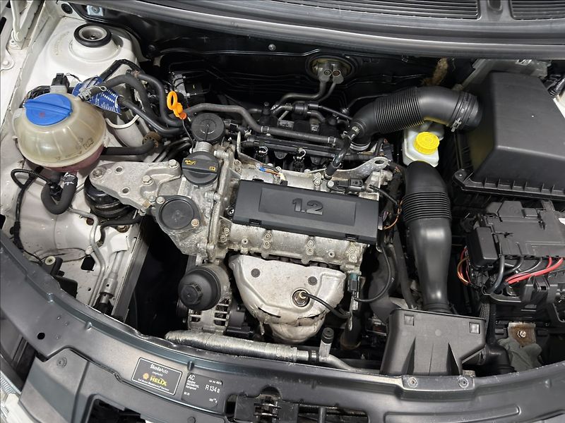 Škoda Fabia 1,2   i KLIMA TEMPOMAT ČIDLA - fotka 28 z 29