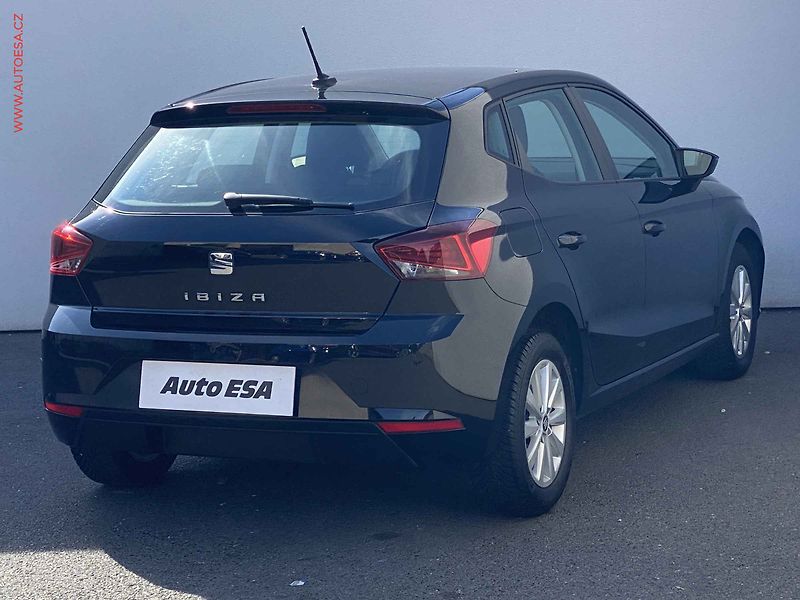 Seat Ibiza (2019) 1.0 TSi, Style, navi - fotka 4 z 16