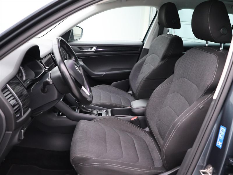 Škoda Kodiaq 2,0 TDI DSG Style LED 7-Míst - fotka 12 z 39