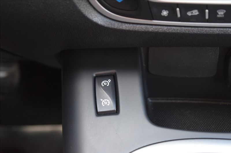 Renault Scénic 1,5 DCi 81KW KLIMA NAVI - fotka 36 z 43