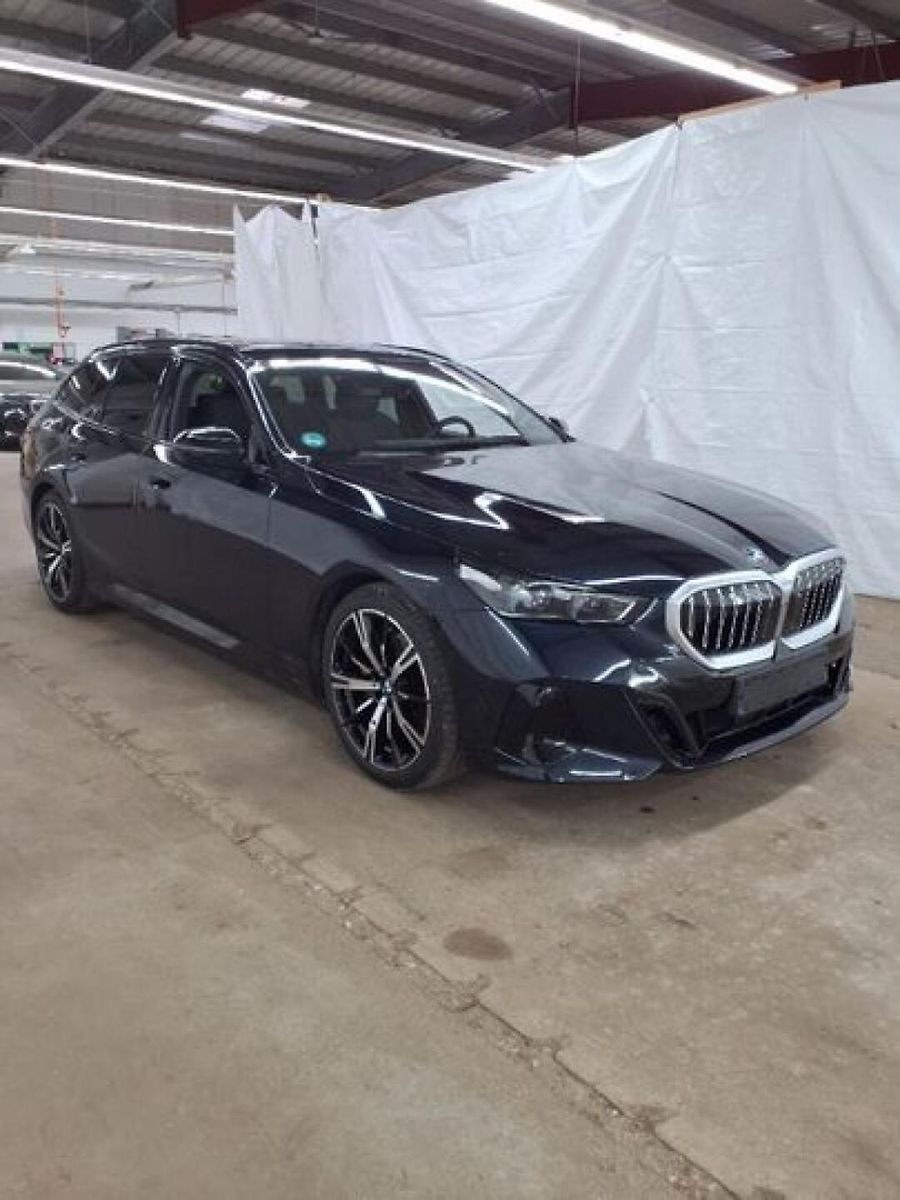 BMW Řada 5 540d xDrive Touring