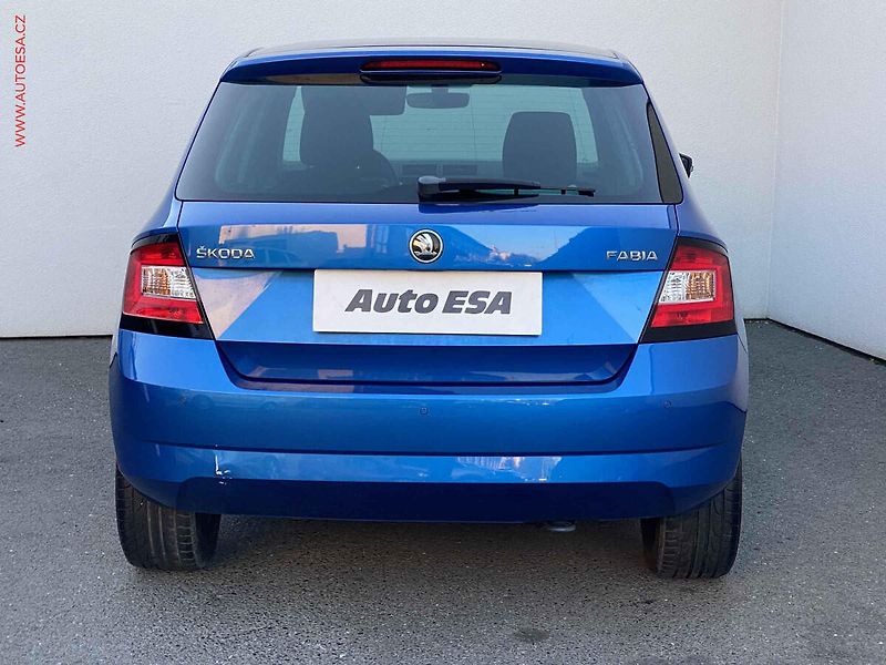 Škoda Fabia (2015) 1.2 TSi, Edition, +kola - fotka 5 z 18