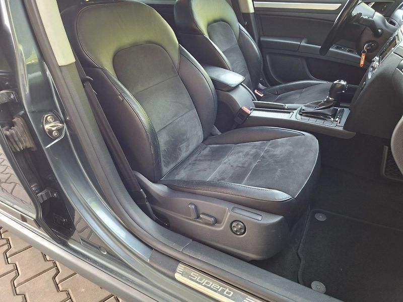 Škoda Superb (2014) OUTDOOR 2.0TDI 125kW DSG 4X4 - fotka 24 z 39