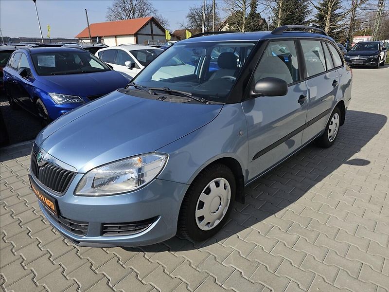 Škoda Fabia II 1,2TSi 63KW CLASIC KLIMA - fotka 3 z 38