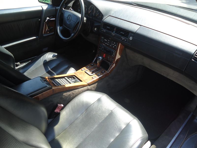 Mercedes-Benz SL (1993) 600 - fotka 26 z 40