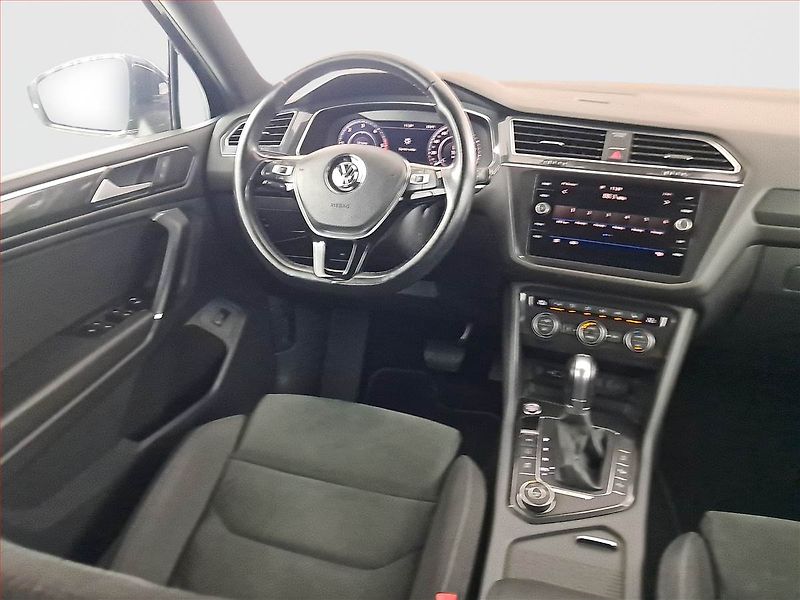 Volkswagen Tiguan Allspace (2018) R-Line 2.0 TDI - fotka 7 z 18
