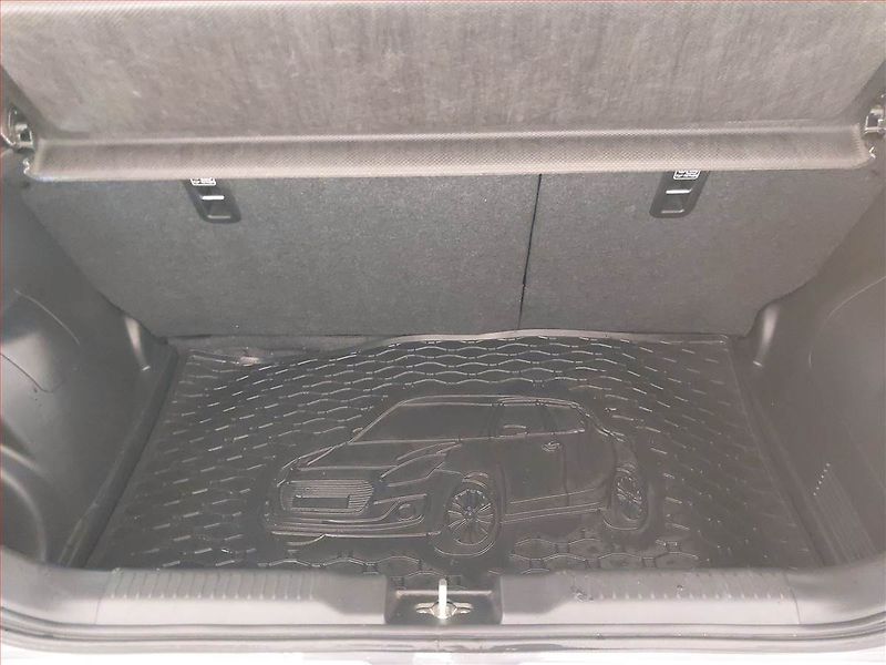 Suzuki Swift (2020) 1.2 SHVS, 4X4, Serv.kniha - fotka 14 z 22