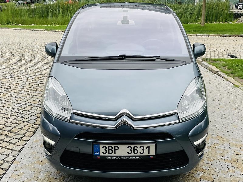 Citroën C4 Picasso 1.6i 88KW MANUÁL LED SENZORY - fotka 6 z 38