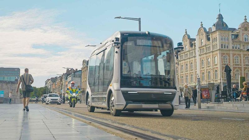 Robotické samořídící autobusy čínské společnosti WeRide.