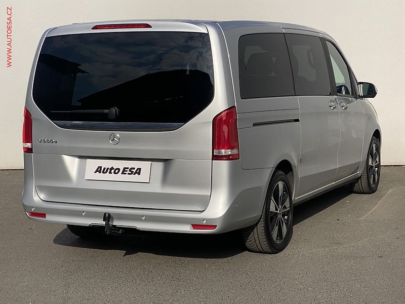 Mercedes-Benz Třídy V (2022) 2.0CDi V300 7míst, ČR, AT - fotka 4 z 23