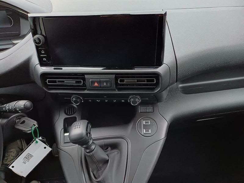 Peugeot Partner (2026) Furgon L2 1000 1.5 BlueHDi 100 - fotka 12 z 22