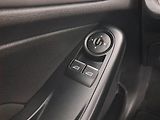 Ford Fiesta (2015) Titanium 1.25 - náhled 15