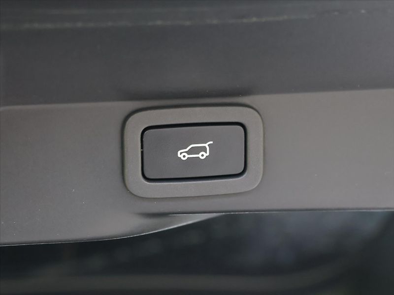 Land Rover Range Rover Sport 3,0 SDV6 215kW Kůže Kamera CZ - fotka 10 z 41