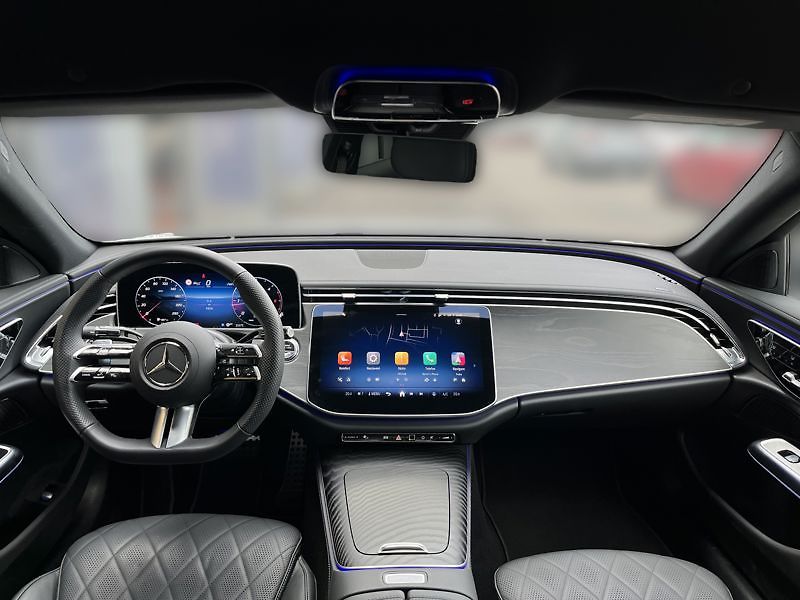 Mercedes-Benz Třídy E Třída E 220 d 4MATIC AMG Line - fotka 14 z 18