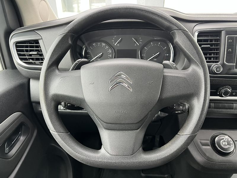 Citroën SpaceTourer (2022) 2.0HDi 130kW AUTOMAT DPH - fotka 13 z 22