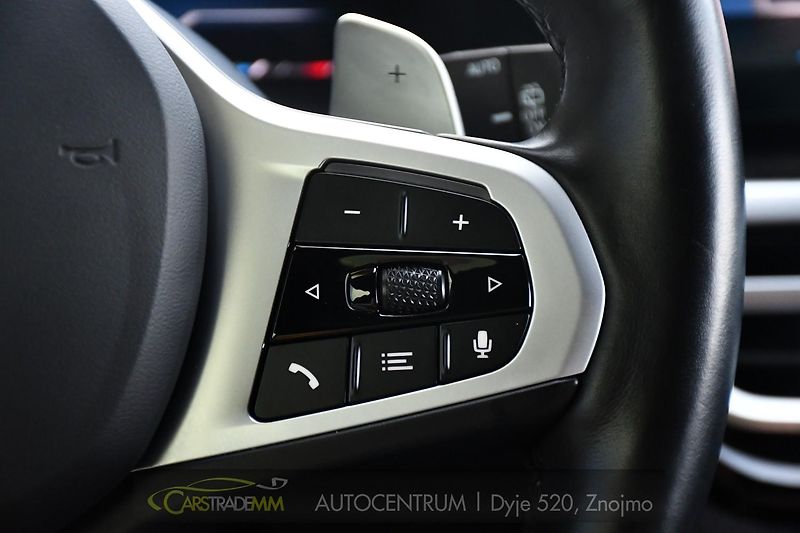 BMW Řada 3 320D XDRIVE M-SPORT ČR HUD - fotka 32 z 59