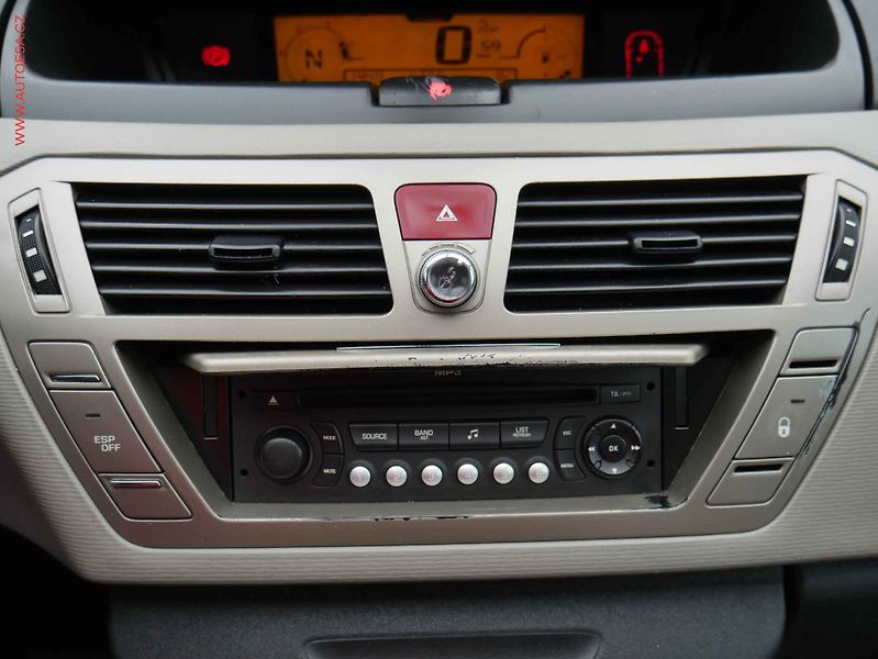 Citroën C4 Picasso (2007) 2.0HDi, AT, tempo, park.asist - fotka 15 z 17