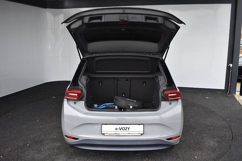Volkswagen ID.3 (2020) 150kW, CZ ,1.Majitel - fotka 10 z 20