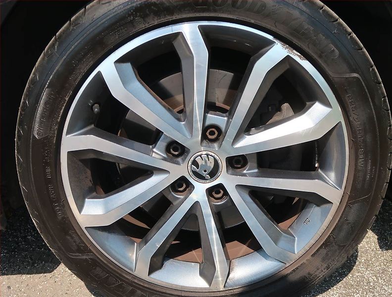 Škoda Octavia (2017) Ambition Plus 2.0 TDI, 4X4 - fotka 15 z 19