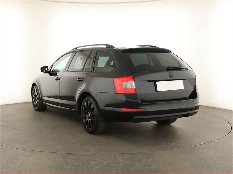 Škoda Octavia (2013) 1.6 TDI, Tempomat - fotka 4 z 12