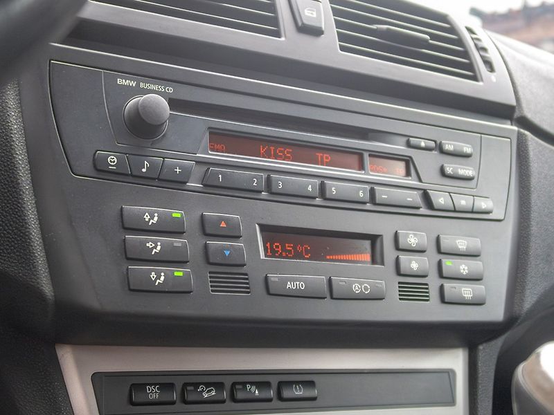 BMW X3 (2006) 2.0D 110KW – 2x Alu kola - fotka 23 z 41