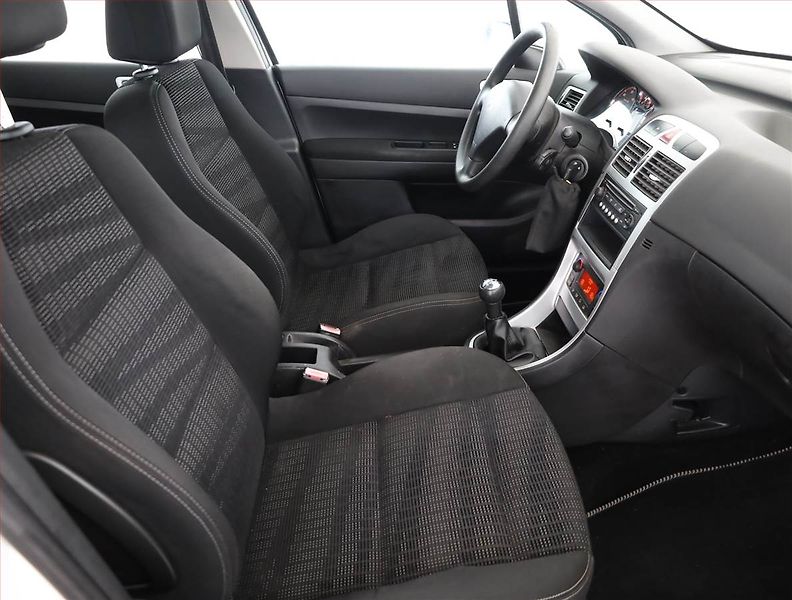 Peugeot 307 (2008) 1.6 HDi, jezdí výborně - fotka 7 z 12