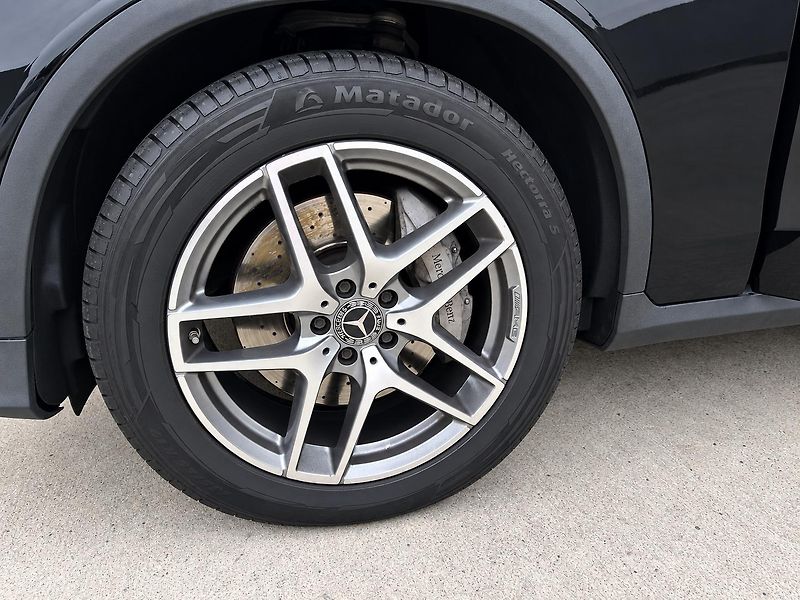 Mercedes-Benz GLC (2018) - fotka 3 z 20