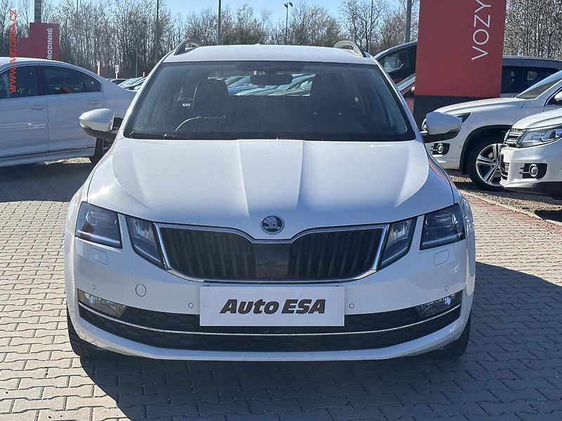 Škoda Octavia (2020) 1.6 TDi, 2.maj,ČR, Style - fotka 2 z 20