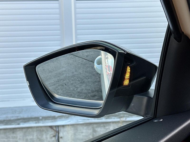 Škoda Kamiq 1.0TSi Monte Carlo 116PS Matri - fotka 9 z 44