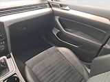 Volkswagen Passat (2019) R-Line 1.5 TSI - náhled 8